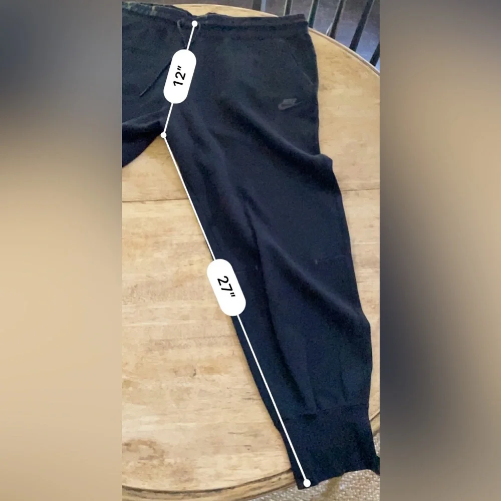 Nike Sportswear Women’s Sz XXL‎ Black Tech Fleece Joggers